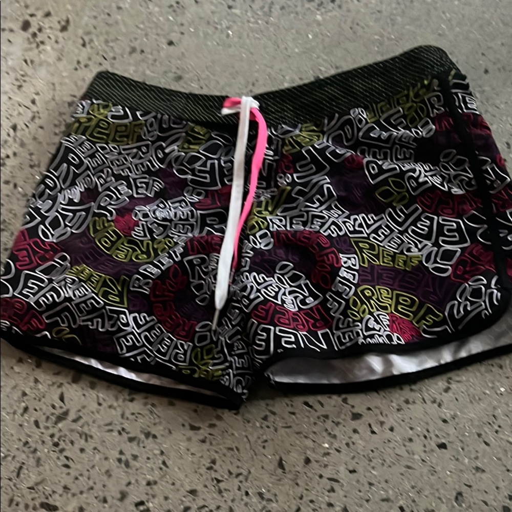 Reef Black and Pink Graphic Board Shorts